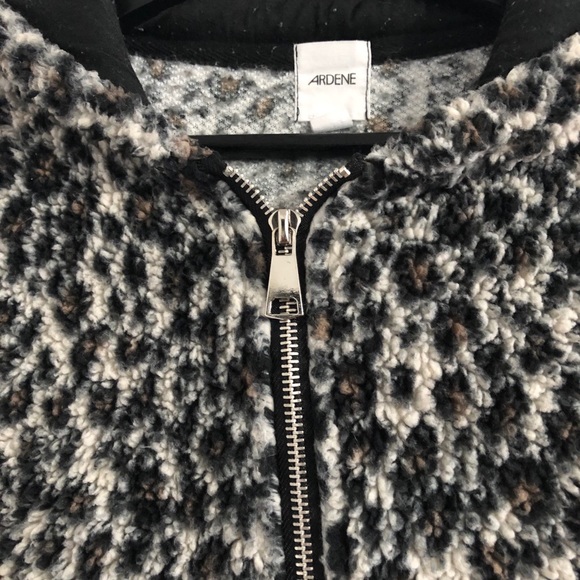 Fluffy animal print hoodie with zipper - Picture 4 of 5